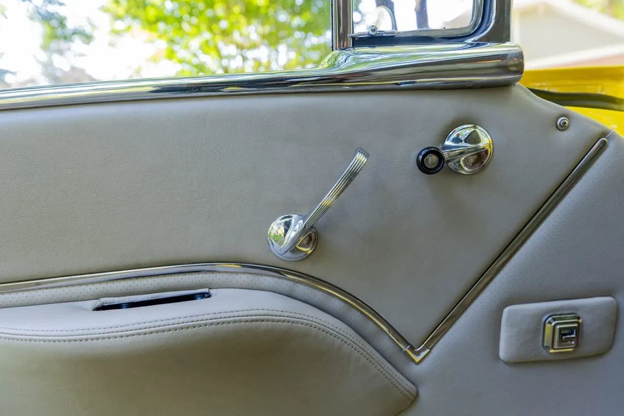 1955 Chevrolet Bel Air 2-Door Hardtop, view