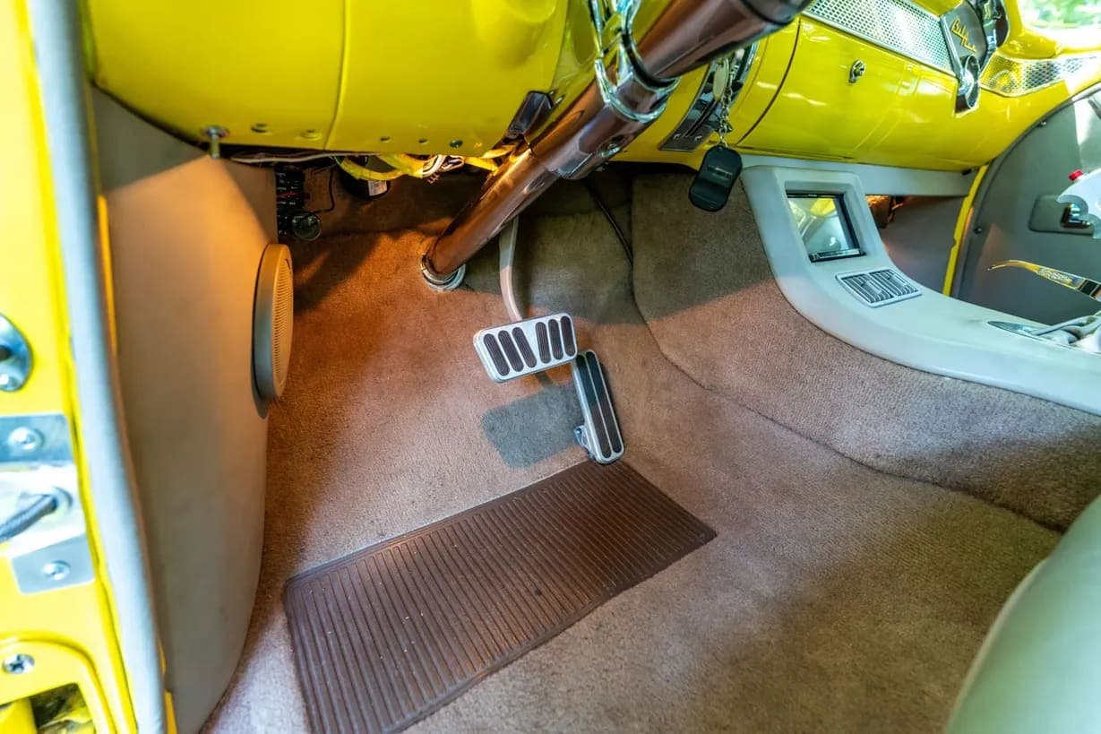 1955 Chevrolet Bel Air 2-Door Hardtop, view