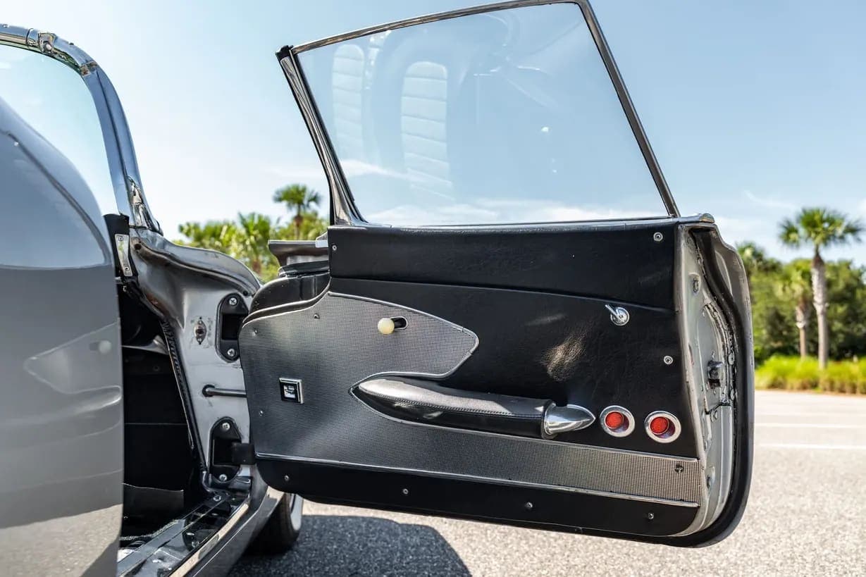 1959 Chevrolet Corvette 4-Speed 350Ci, view