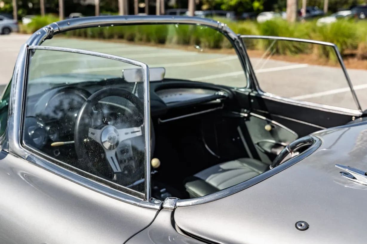 1959 Chevrolet Corvette 4-Speed 350Ci, view