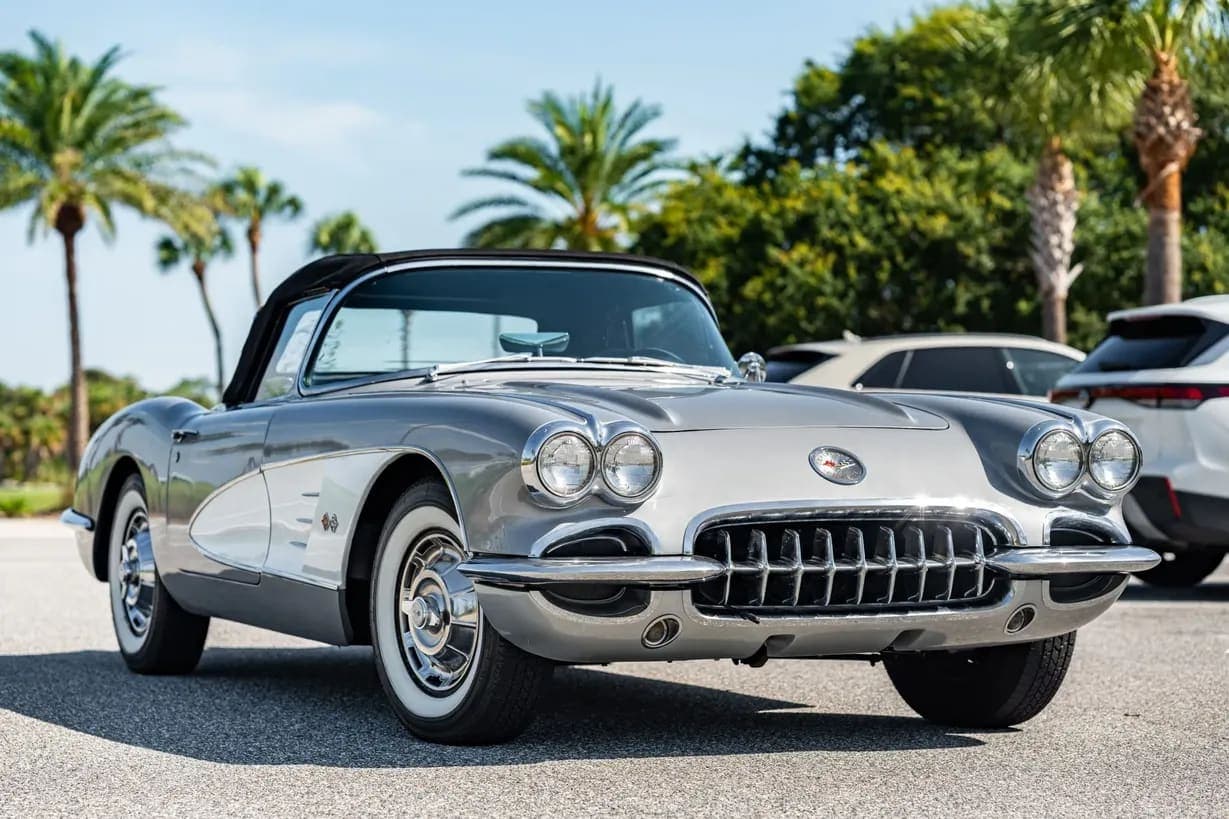 1959 Chevrolet Corvette 4-Speed 350Ci, view