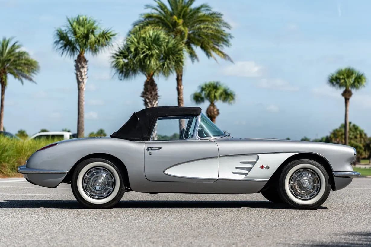1959 Chevrolet Corvette 4-Speed 350Ci, view