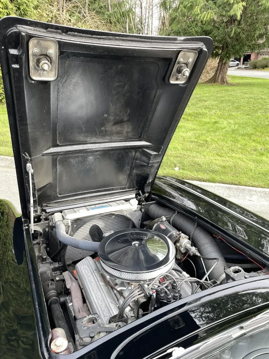 1960 Chevrolet Corvette 4-Speed, view