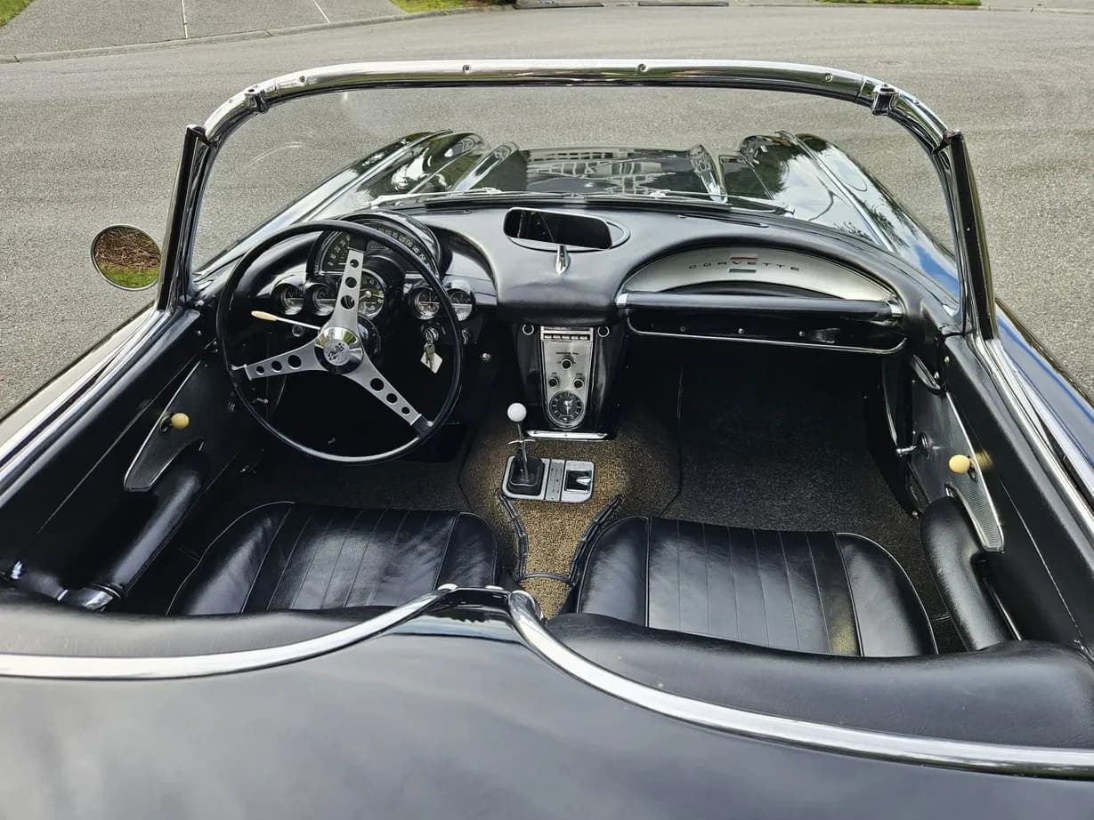 1960 Chevrolet Corvette 4-Speed, view