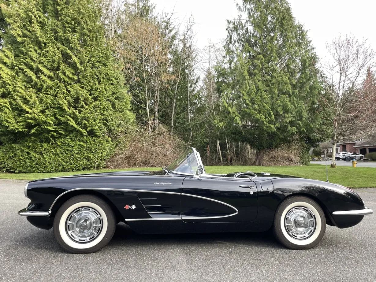 1960 Chevrolet Corvette 4-Speed, view