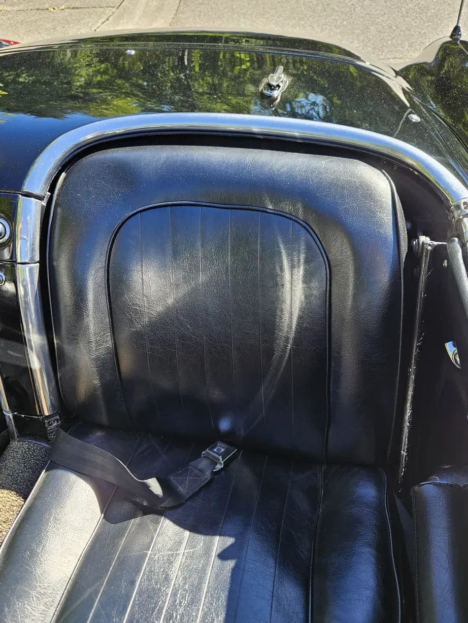 1960 Chevrolet Corvette 4-Speed, view