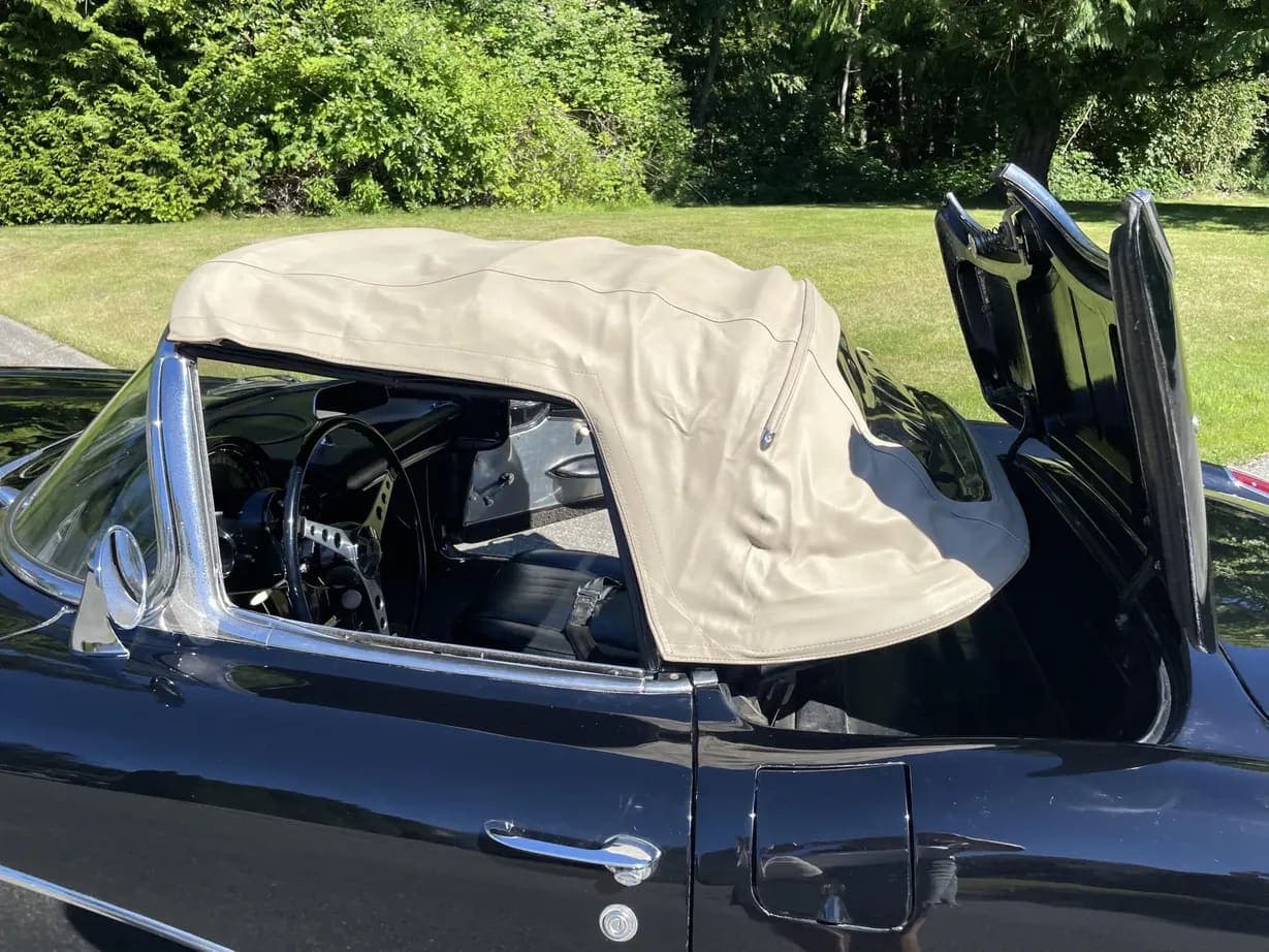 1960 Chevrolet Corvette 4-Speed, view