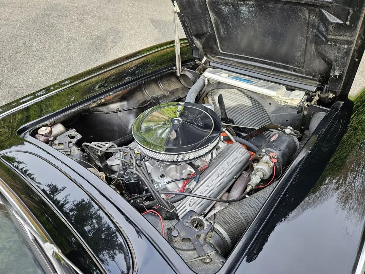 1960 Chevrolet Corvette 4-Speed, view