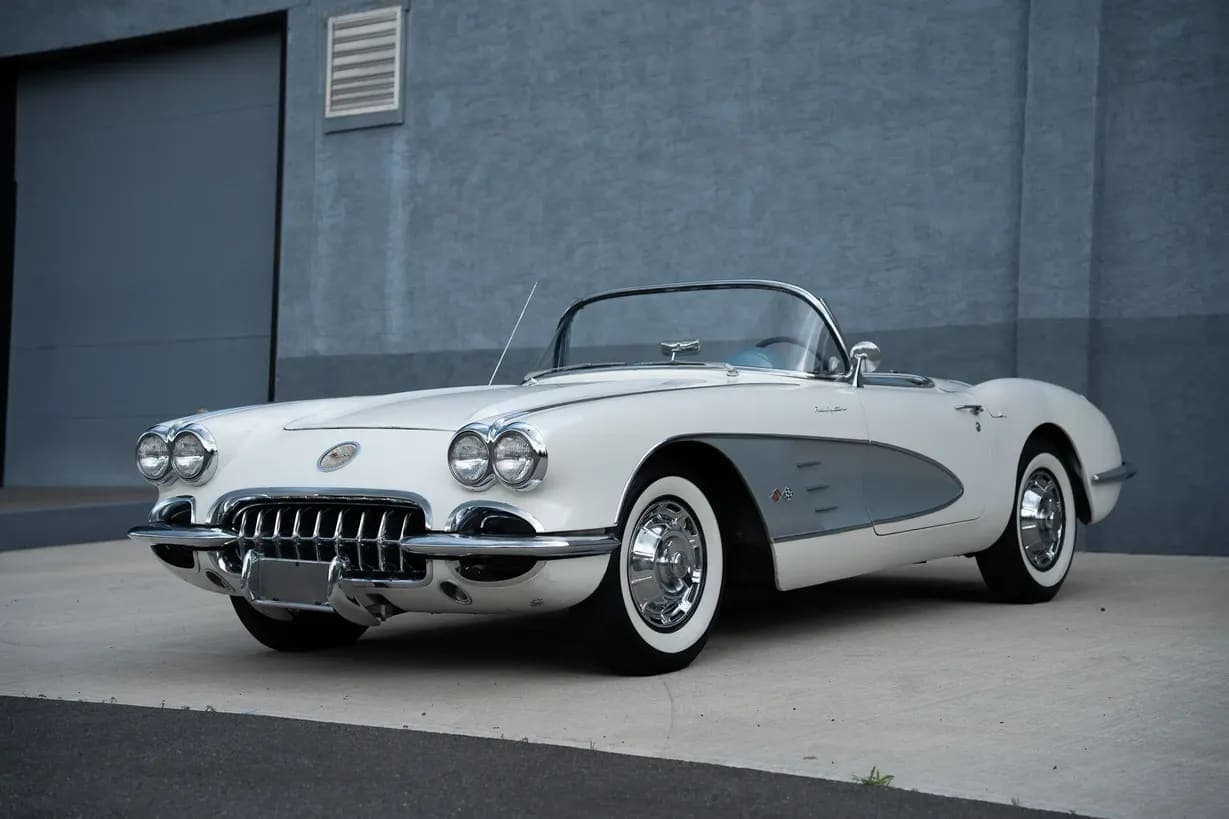 1960 Chevrolet Corvette 283/250 Fuelie 4-Speed video preview