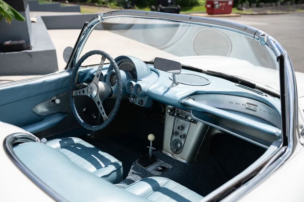 1960 Chevrolet Corvette 283/250 Fuelie 4-Speed, view