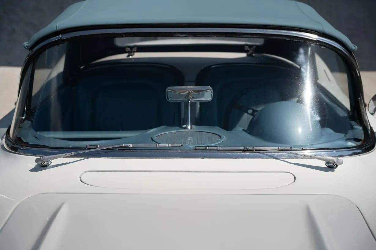 1960 Chevrolet Corvette 283/250 Fuelie 4-Speed, view