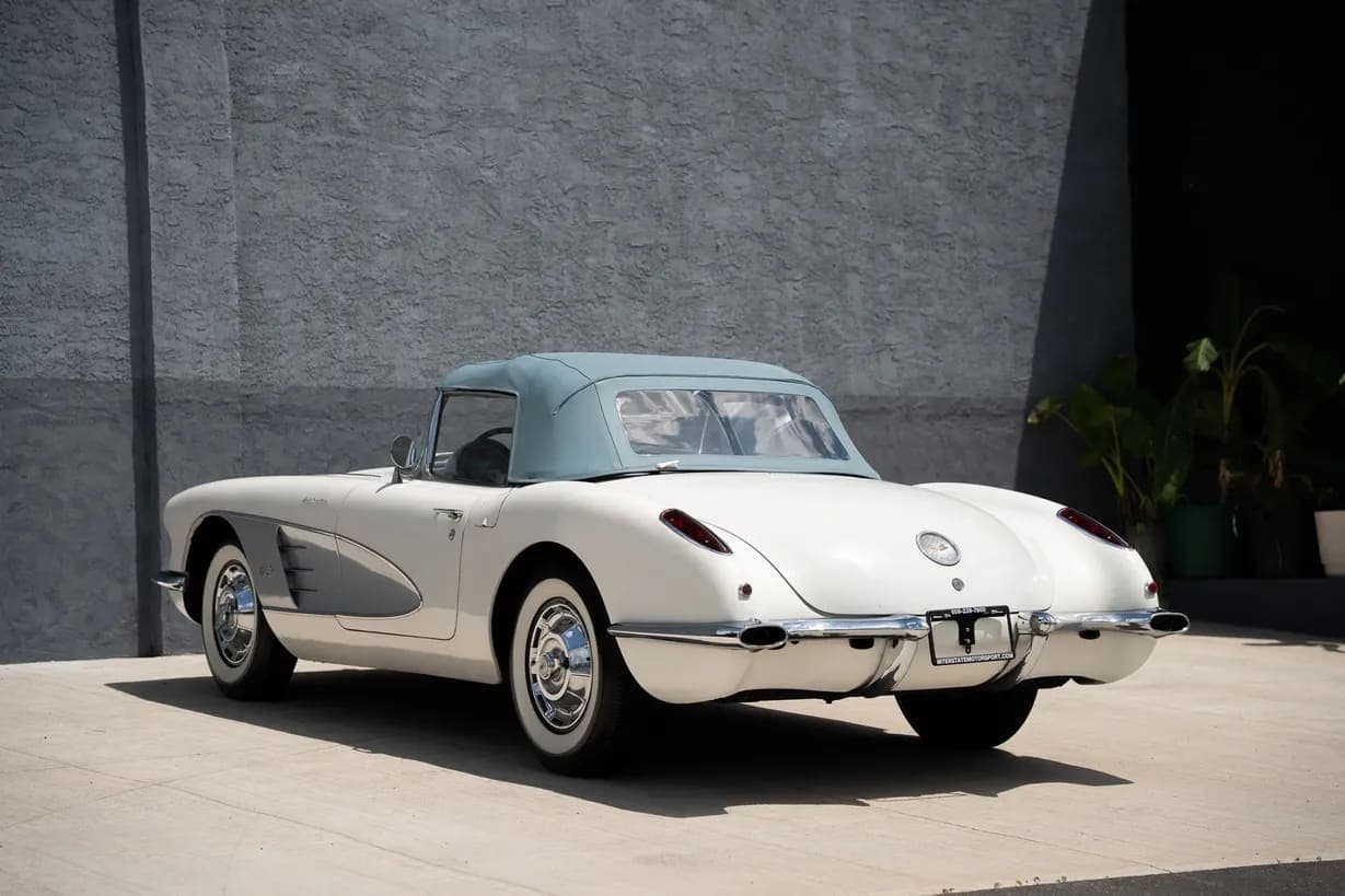 1960 Chevrolet Corvette 283/250 Fuelie 4-Speed, view