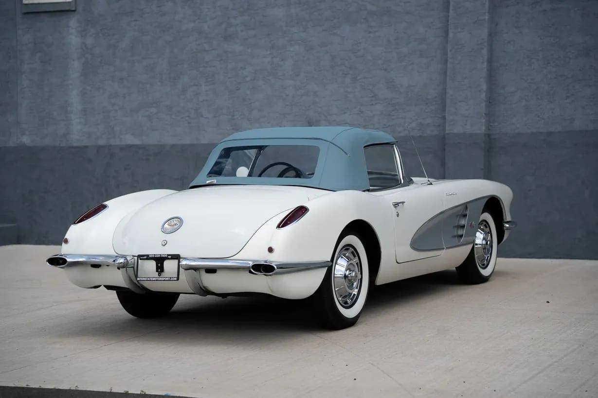 1960 Chevrolet Corvette 283/250 Fuelie 4-Speed, view