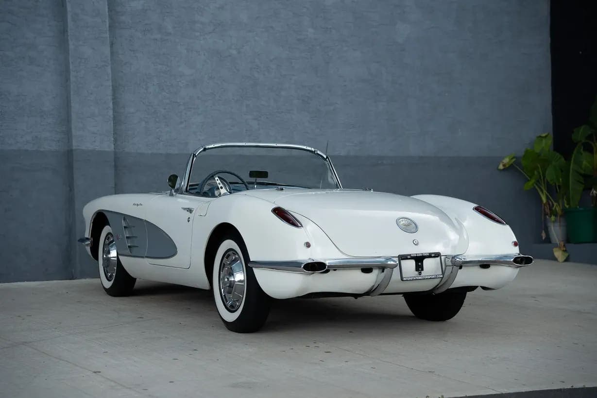 1960 Chevrolet Corvette 283/250 Fuelie 4-Speed, view