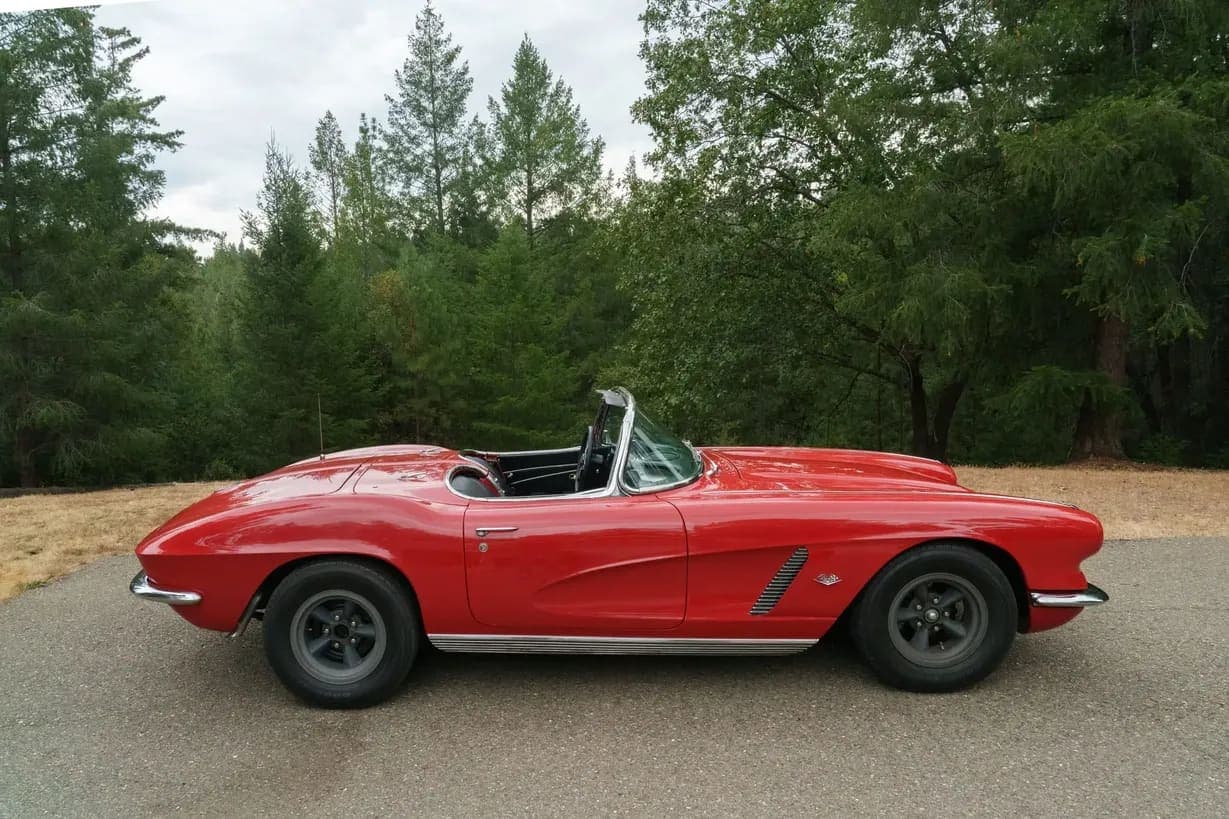 1962 Chevrolet Corvette 5-Speed, view