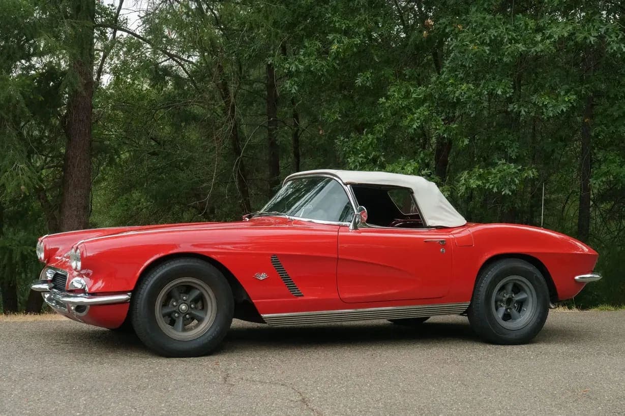 1962 Chevrolet Corvette 5-Speed, view