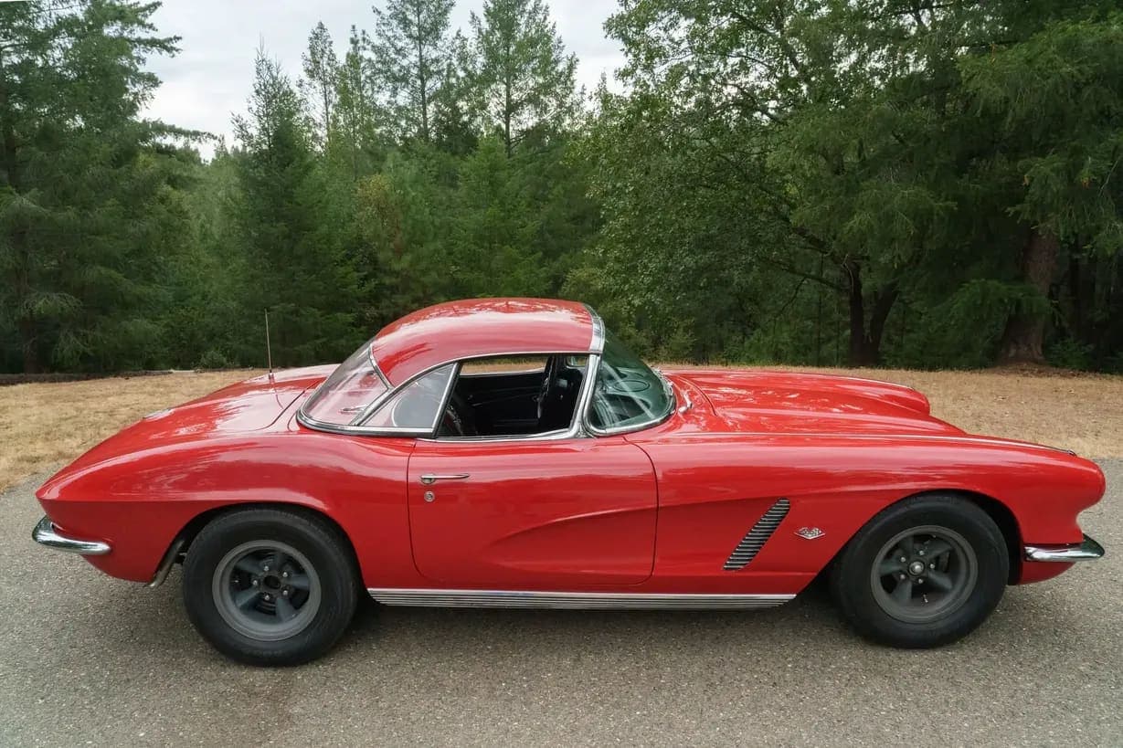 1962 Chevrolet Corvette 5-Speed, view