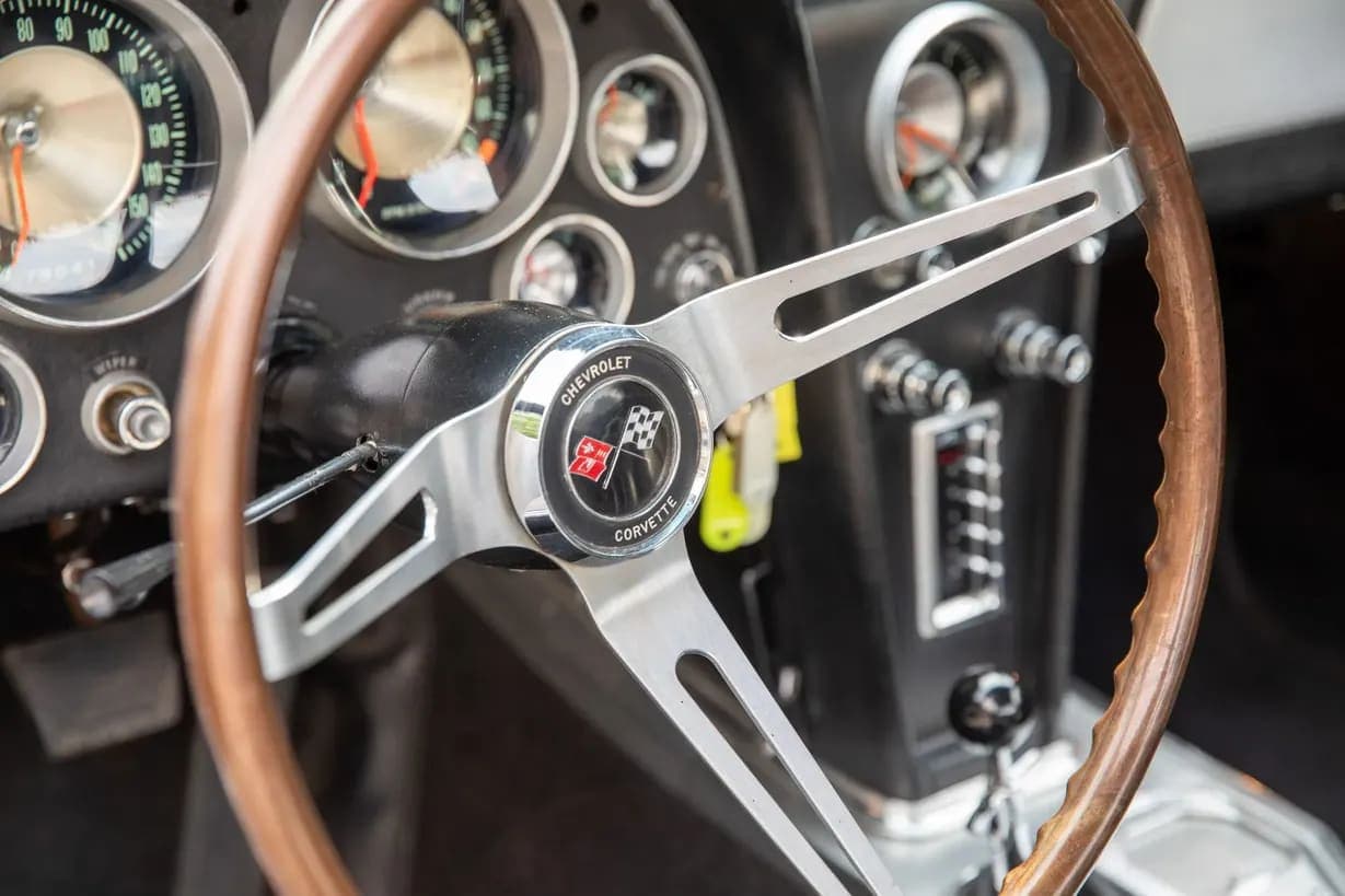 1963 Chevrolet Corvette Split-Window Coupe L76 327-340 4-Speed, view