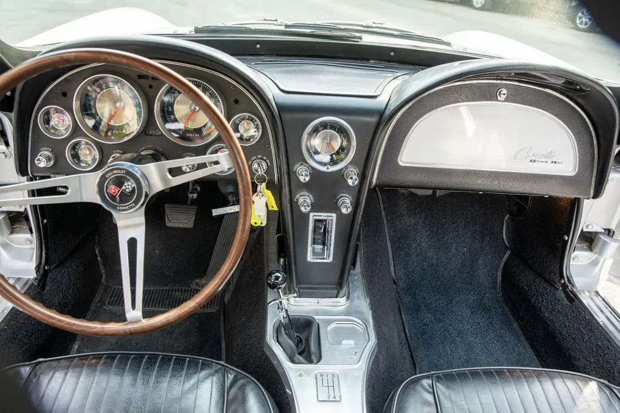 1963 Chevrolet Corvette Split-Window Coupe L76 327-340 4-Speed, view