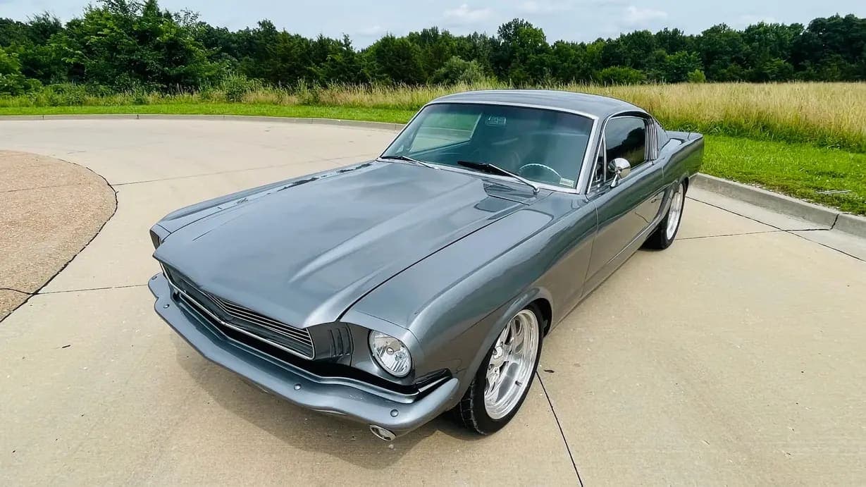 1965 Ford Mustang Fastback video preview