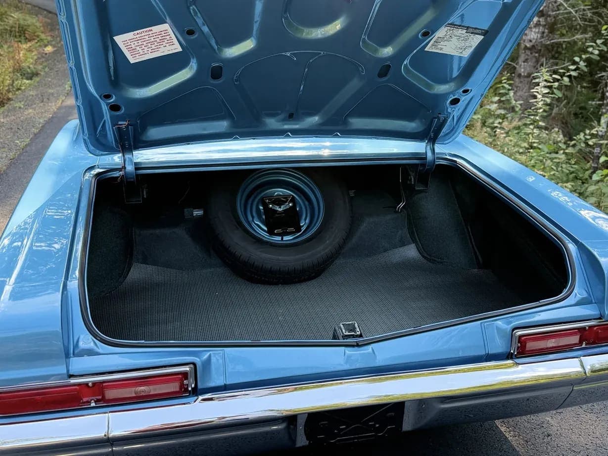 1966 Chevrolet Biscayne 2-Door Sedan 4-Speed, view