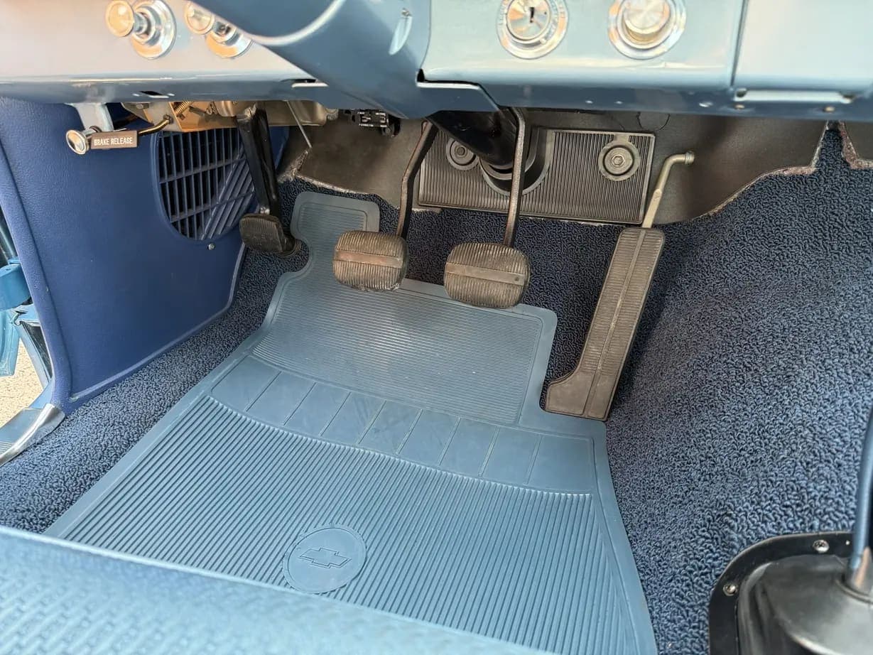 1966 Chevrolet Biscayne 2-Door Sedan 4-Speed, view