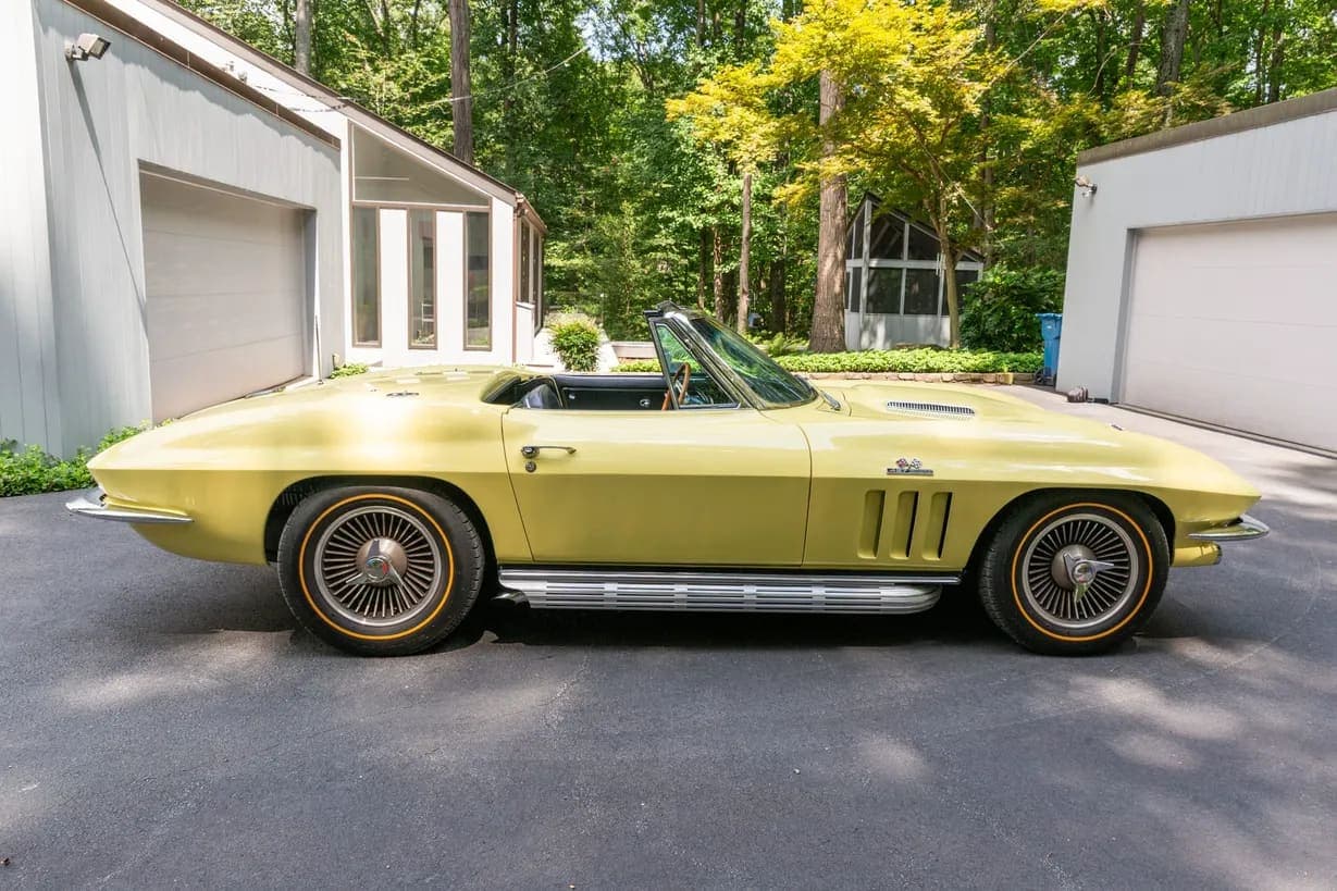 1966 Chevrolet Corvette Convertible L72 427-425 4-Speed, view