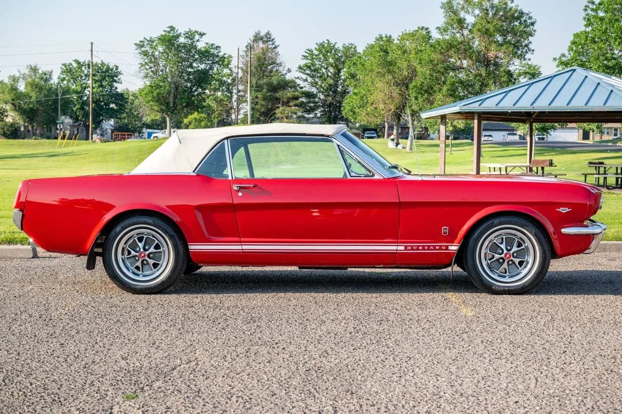 1966 Ford Mustang GT Convertible A-Code 289, view