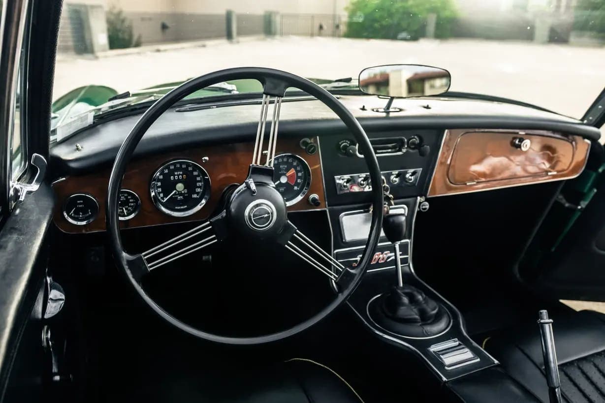 1967 Austin-Healey 3000 BJ8 Mk III, view
