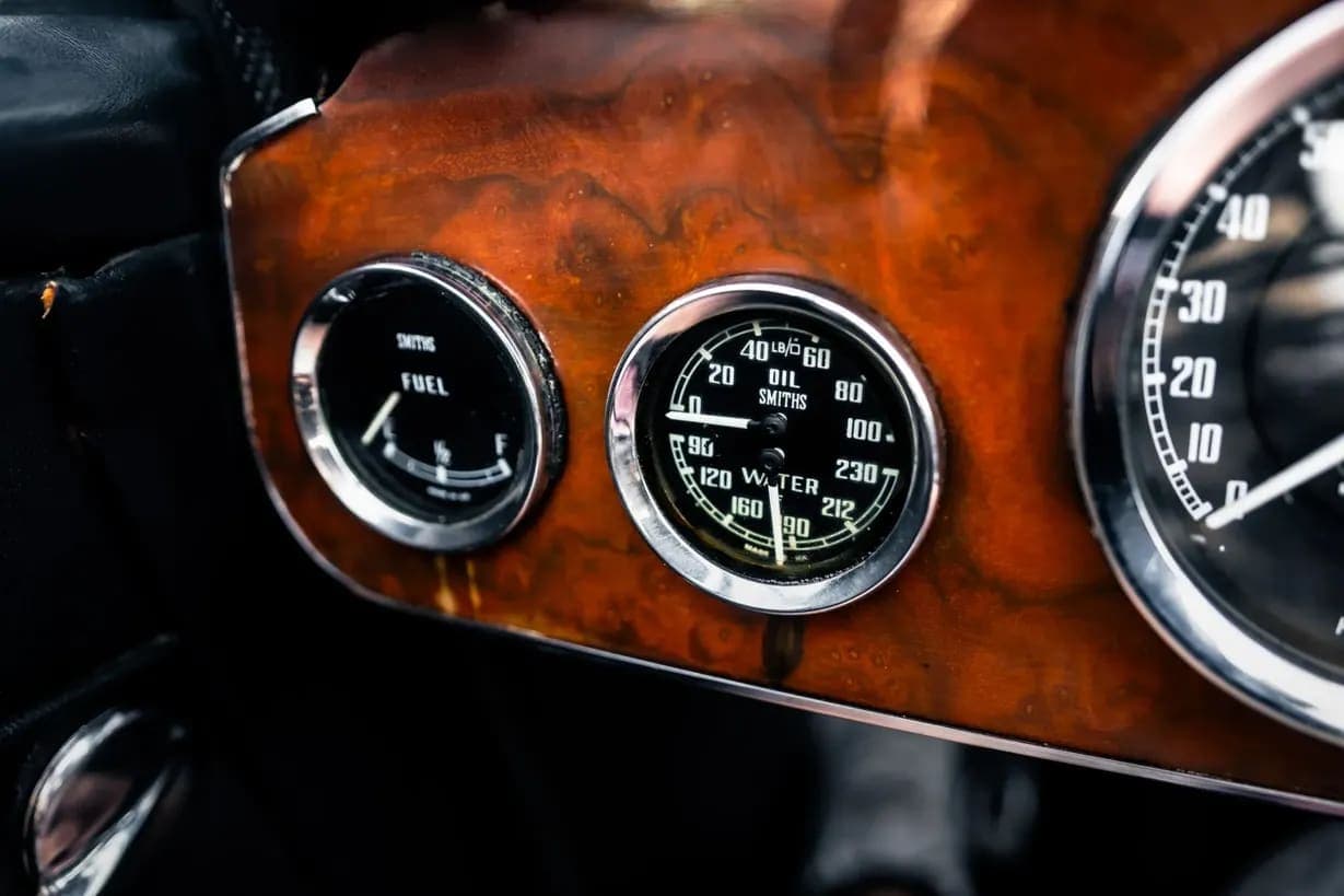 1967 Austin-Healey 3000 BJ8 Mk III, view