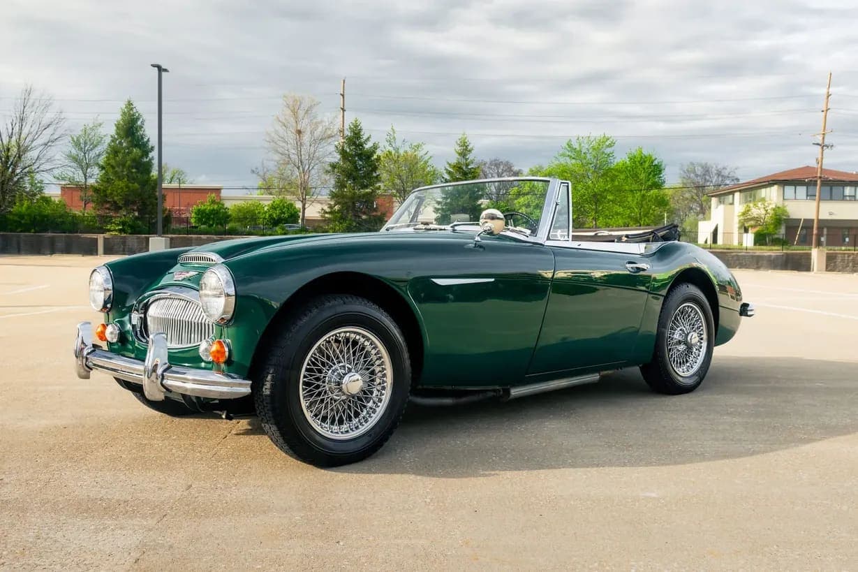 1967 Austin-Healey 3000 BJ8 Mk III, view