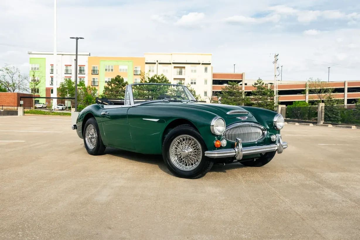 1967 Austin-Healey 3000 BJ8 Mk III, view