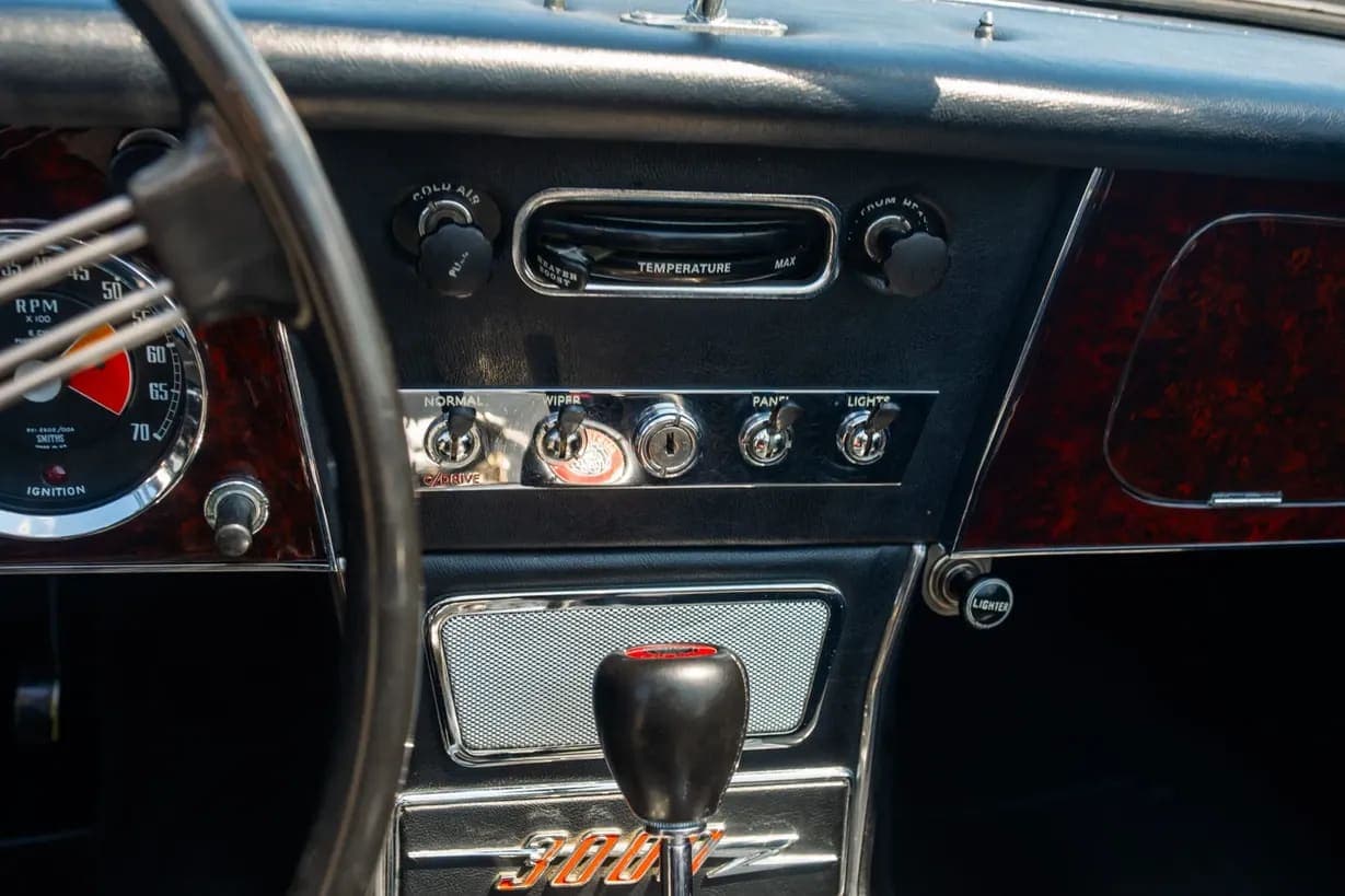 1967 Austin-Healey 3000 BJ8 Mk III, view