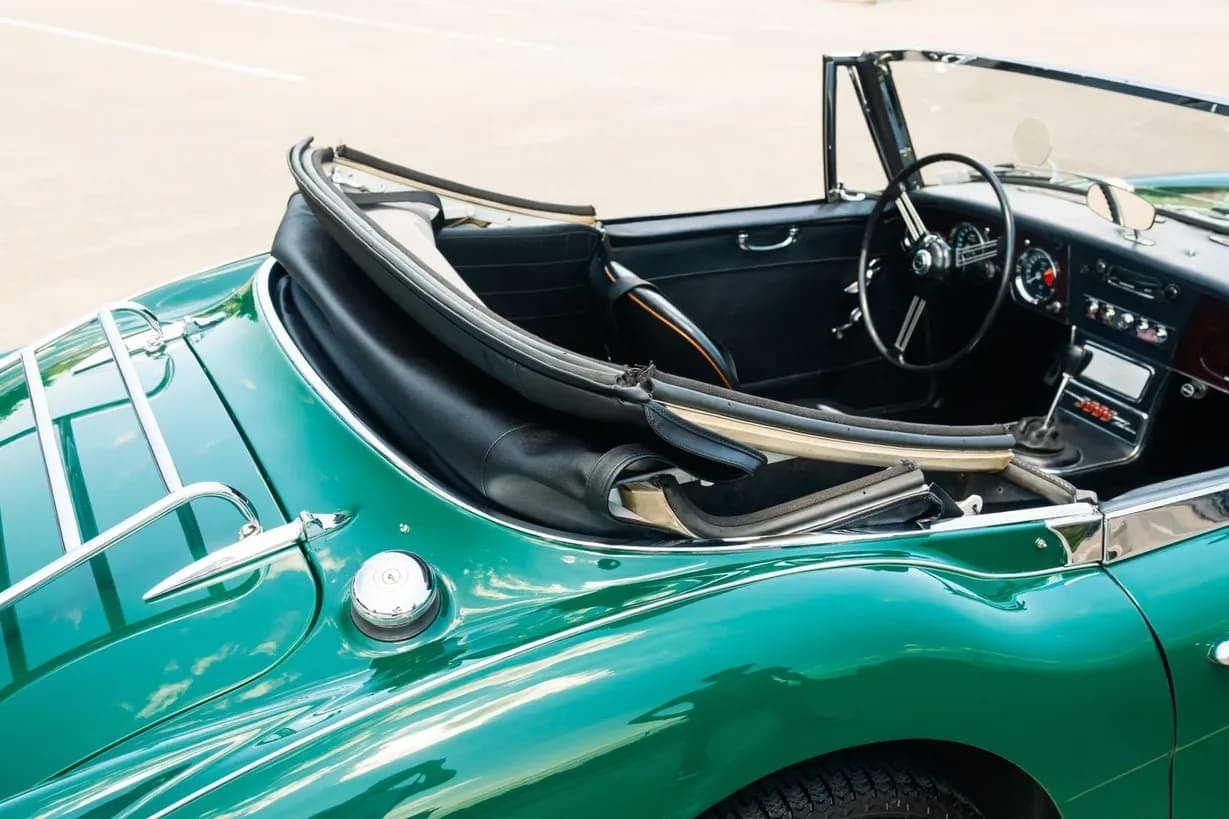 1967 Austin-Healey 3000 BJ8 Mk III, view