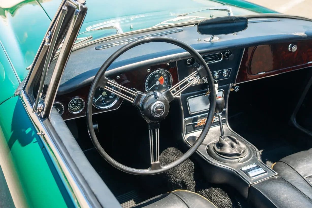 1967 Austin-Healey 3000 BJ8 Mk III, view