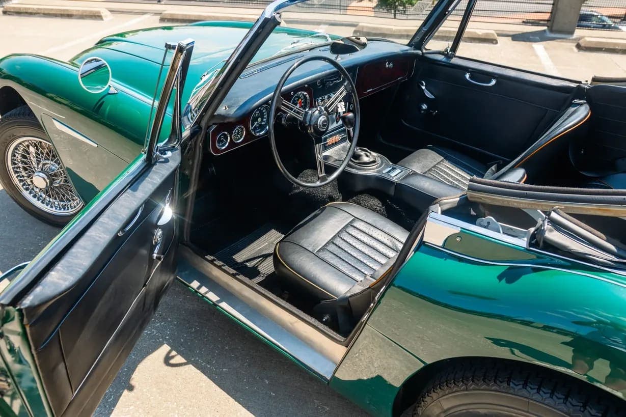 1967 Austin-Healey 3000 BJ8 Mk III, view