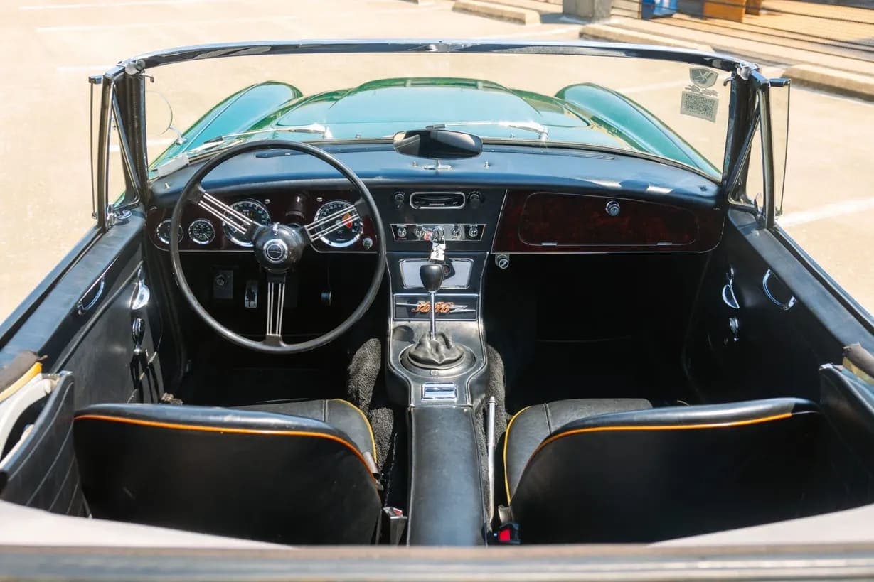 1967 Austin-Healey 3000 BJ8 Mk III, view