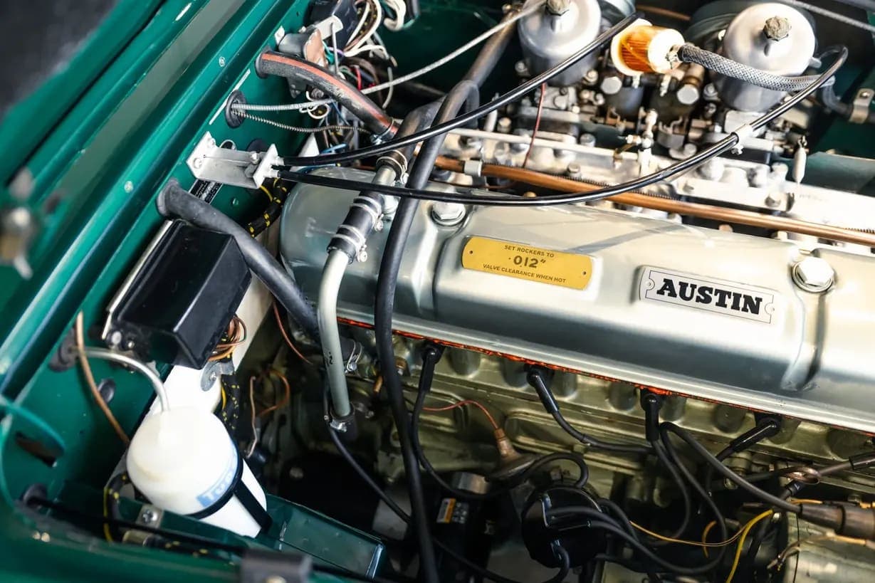 1967 Austin-Healey 3000 BJ8 Mk III, view