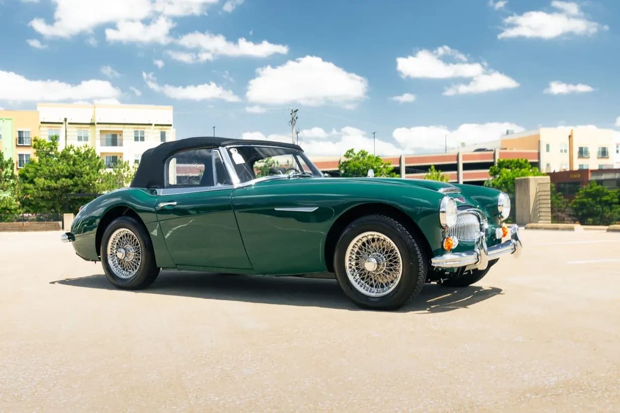 1967 Austin-Healey 3000 BJ8 Mk III, view