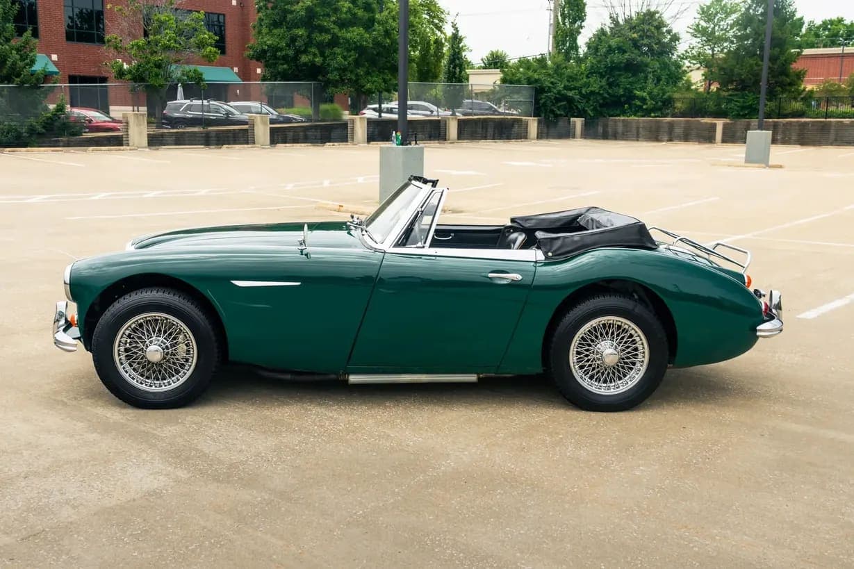 1967 Austin-Healey 3000 BJ8 Mk III, view
