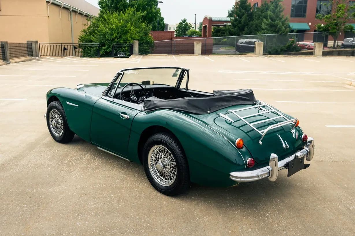 1967 Austin-Healey 3000 BJ8 Mk III, view