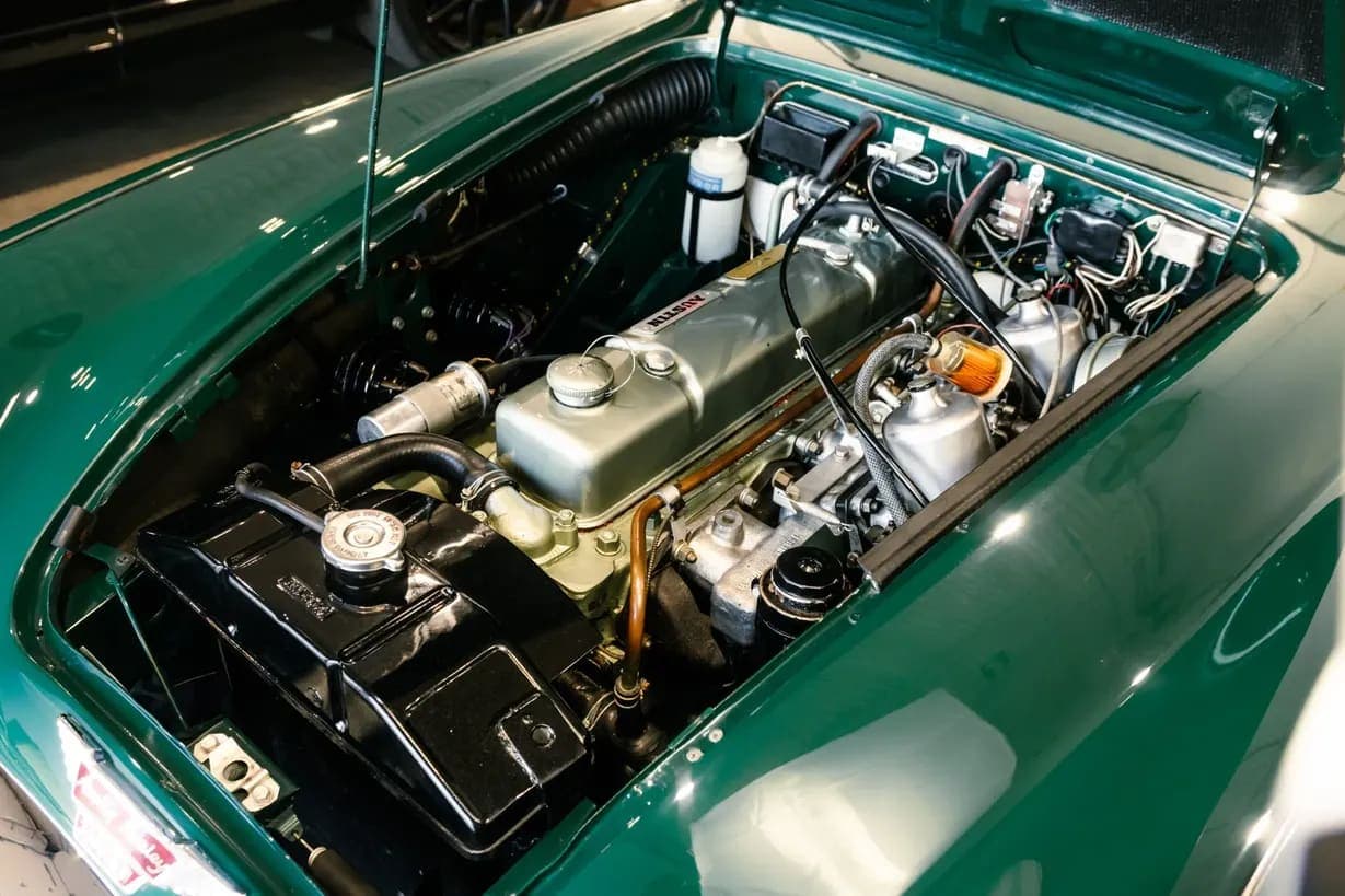 1967 Austin-Healey 3000 BJ8 Mk III, view