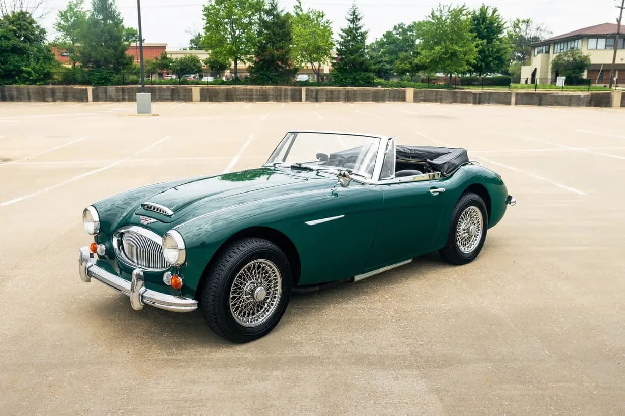 1967 Austin-Healey 3000 BJ8 Mk III, view