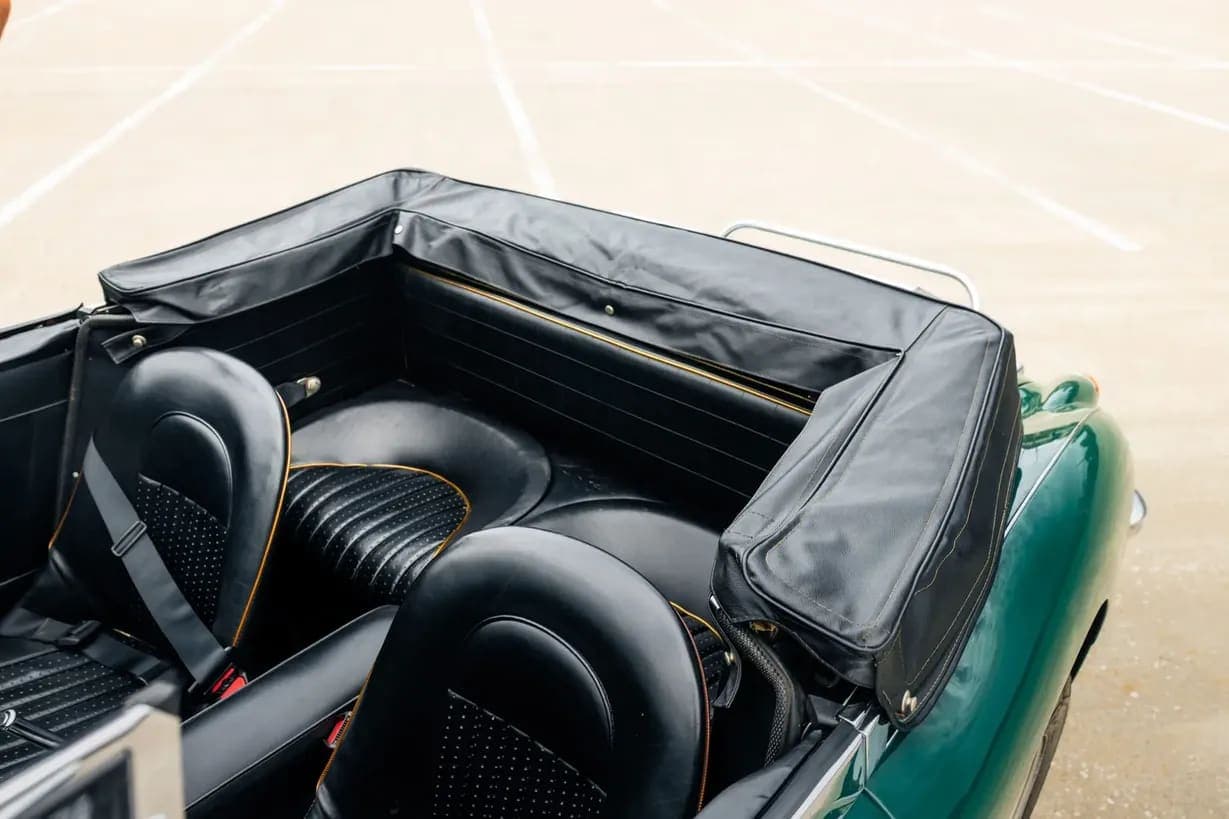 1967 Austin-Healey 3000 BJ8 Mk III, view