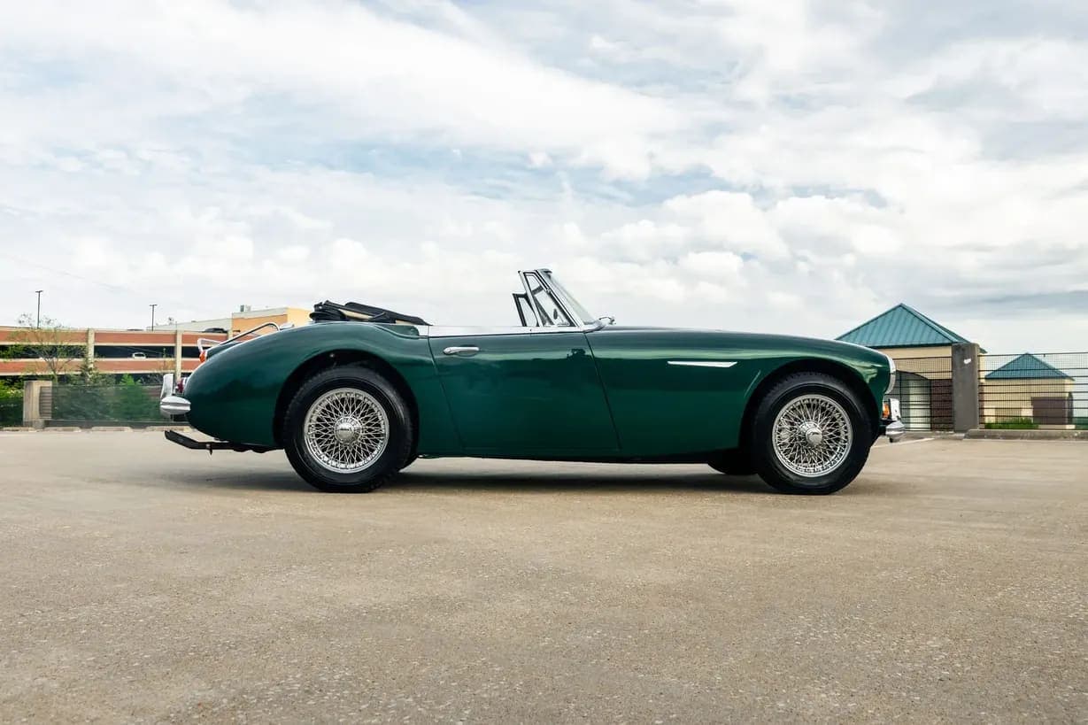 1967 Austin-Healey 3000 BJ8 Mk III, view
