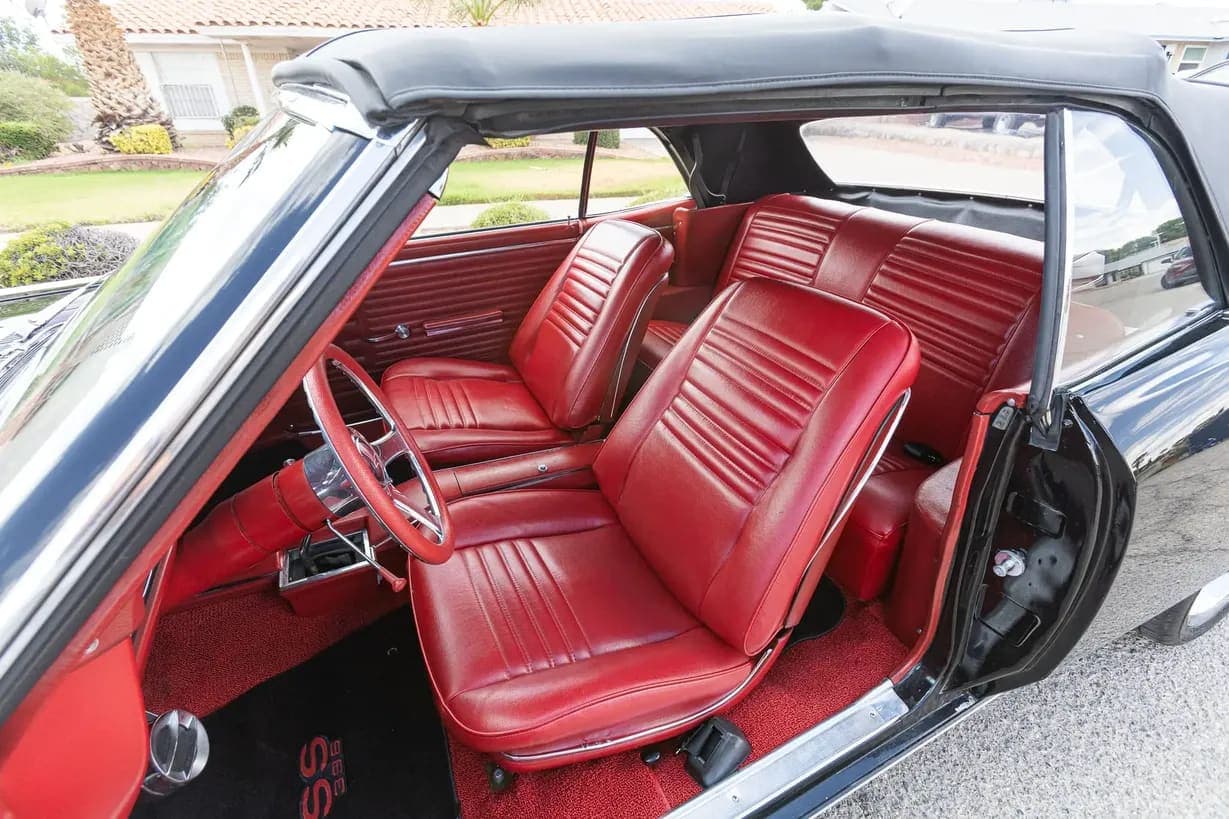 1967 Chevrolet Chevelle Malibu Convertible 4-Speed, view