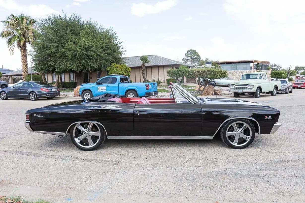 1967 Chevrolet Chevelle Malibu Convertible 4-Speed, view