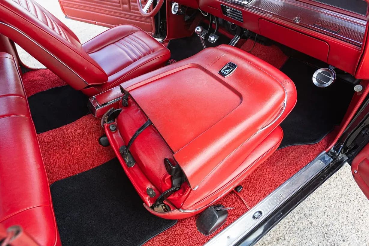 1967 Chevrolet Chevelle Malibu Convertible 4-Speed, view