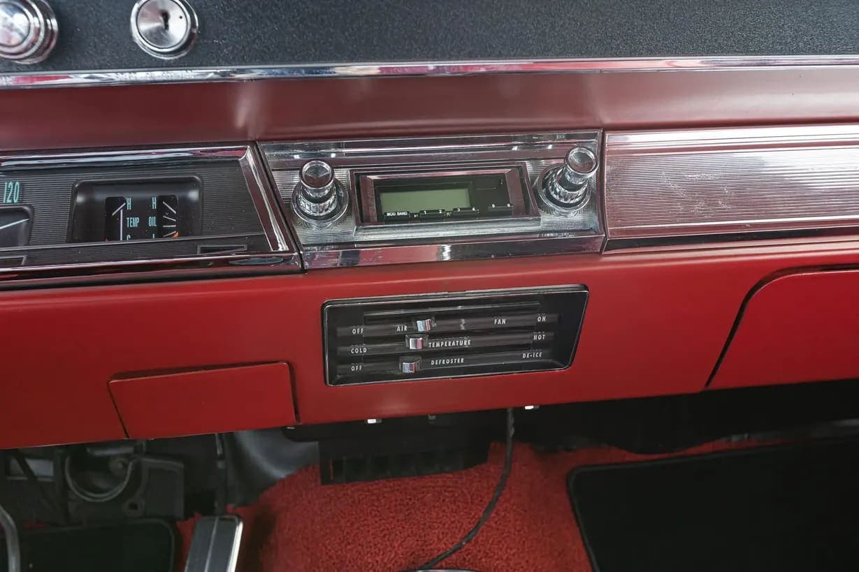 1967 Chevrolet Chevelle Malibu Convertible 4-Speed, view