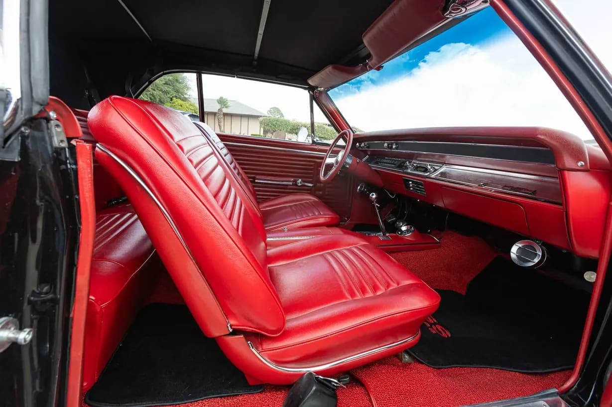 1967 Chevrolet Chevelle Malibu Convertible 4-Speed, view